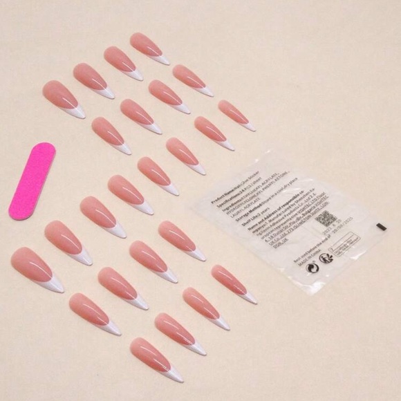 24pc Press On Nail Set from the Nail Bar 💅 - Picture 3 of 4